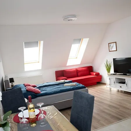 Kossuth Apartmanhaz
