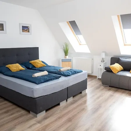 Kossuth Apartmanhaz Tata