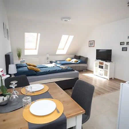 Kossuth Apartmanhaz