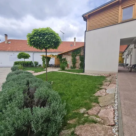 Kossuth Apartmanhaz Apartment