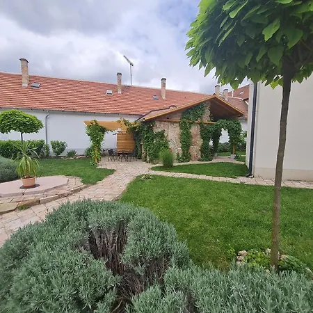 Apartment Kossuth Apartmanhaz