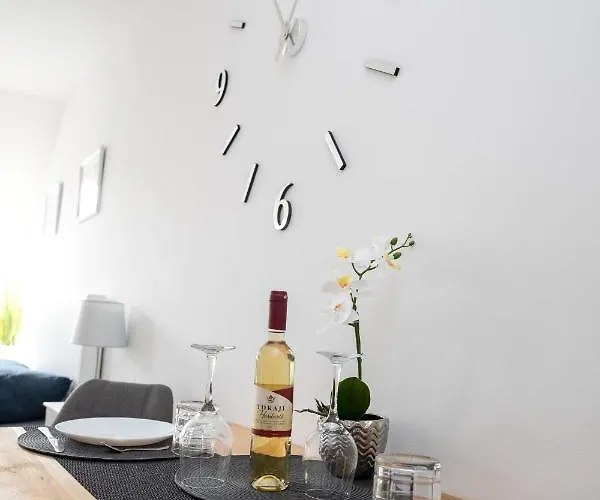 Kossuth Apartmanhaz 아파트 *